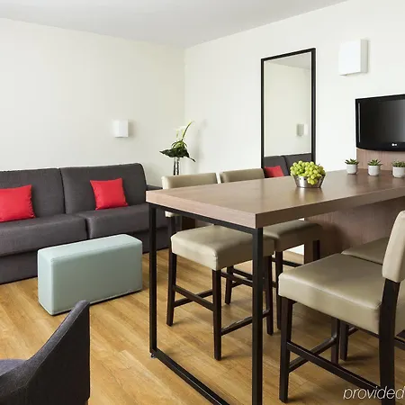 Apartahotel Citadines Place D'italie 3*