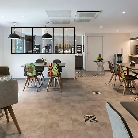 Apartahotel Citadines Place D'italie 3*