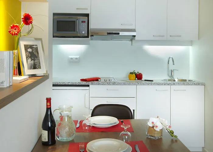 アパートホテル シタディーン プラス ディタリー 3*