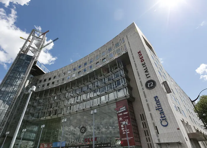 シタディーン プラス ディタリー 3* パリ