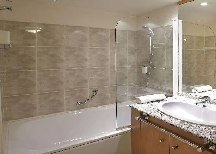 アパートホテル シタディーン プラス ディタリー パリ