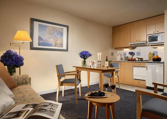 シタディーン プラス ディタリー