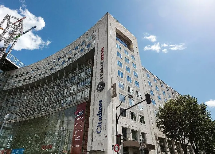 シタディーン プラス ディタリー パリ