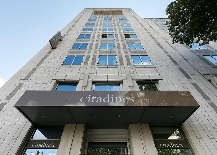 シタディーン プラス ディタリー