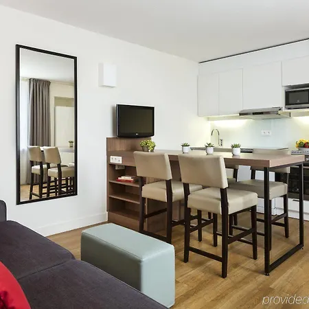 Citadines Place D'italie Apart Otel 3*